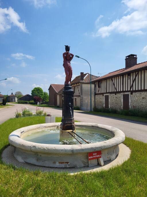L'Oree Des Lacs, Maison De Village Tout Confort Radonvilliers エクステリア 写真